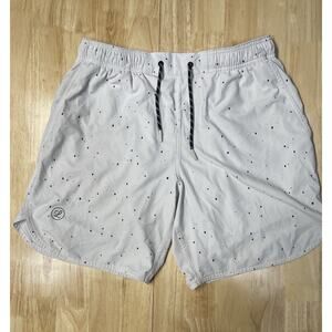 Men ’s Legends Luka HD White Black Splatter Run Shorts Size Medium 7in Inseam